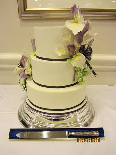 calla lilly wedding cake - Cake by alison1966