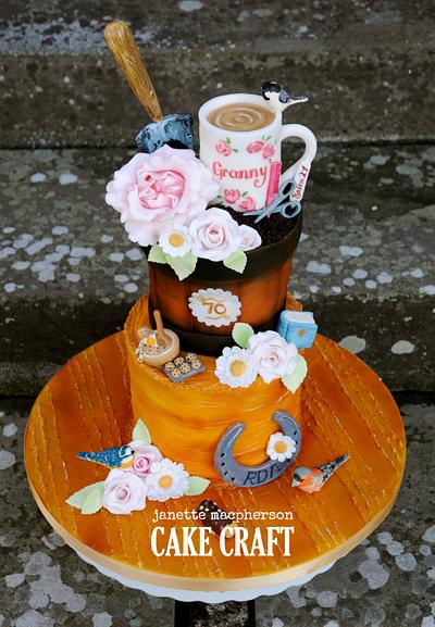 Mum's 70th Birthday Cake - Cake by Janette MacPherson Cake Craft