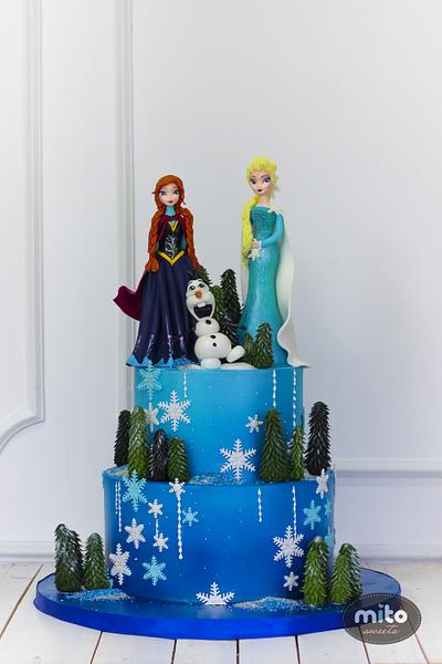 Frozen theme cake with sugar toppers  - Cake by Mito Sweets 