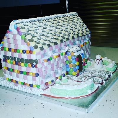 Gingerbread house - Cake by Gelly Bean 