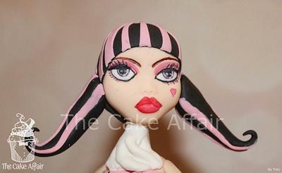 Draculaura cake - Cake by Designer Cakes By Timilehin