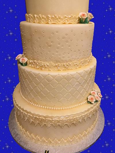 Ivory wedding cake - Cake by Felis Toporascu
