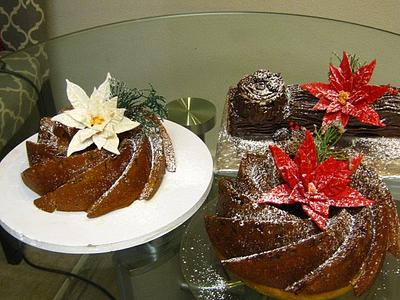 Trio Of Christmas Cakes - Cake by Cakeicer (Shirley)