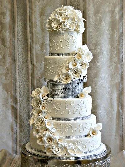 White wedding Cake - Cake by erivana