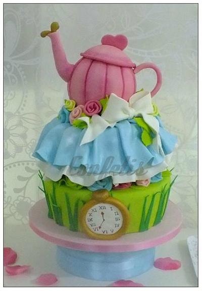 Wonderland Cake - Cake by Silvia Lopes