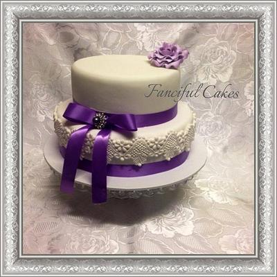 vintage lace - Cake by Fanciful Cakes