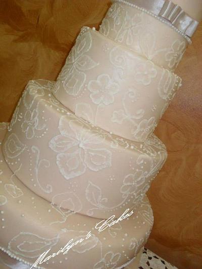 Wedding Cake - Cake by Marilyn' s Cakes 