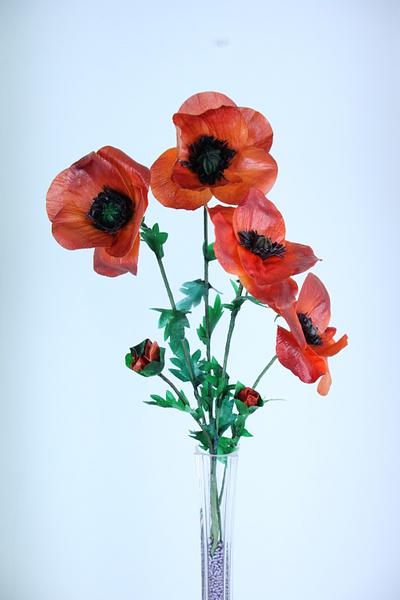 Wafer paper Poppies  - Cake by Artym 