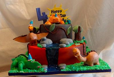Land Before time - Cake by Heidi