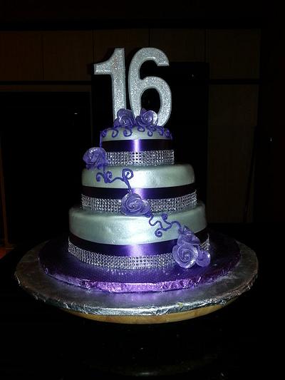 Sweet 16 - Cake by Laurie