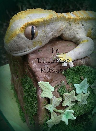 Bertie the Gecko - Cake by The Buttercup Kitchen