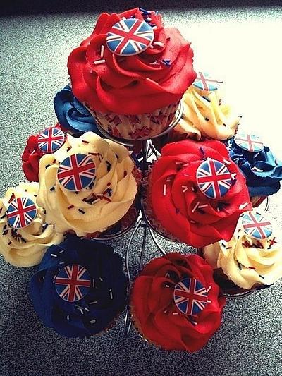 Jubilee cupcakes  - Cake by Sarah Mitchell