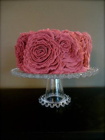  Roses cake - Cake by joy cupcakes NY