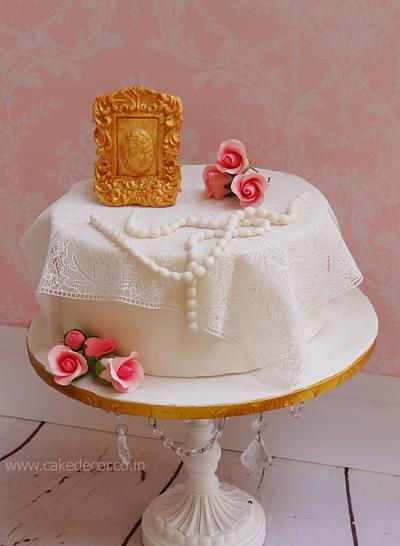 Vintage love - Cake by Prachi Dhabaldeb