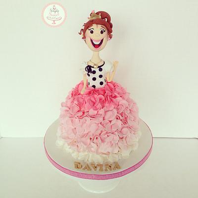 Princess of Hearts - Cake by SimplySweetCakes