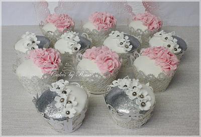 Christening cupcakes - Cake by Cakes by Rasa