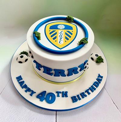 40th Leeds United cake - Cake by Canoodle Cake Company