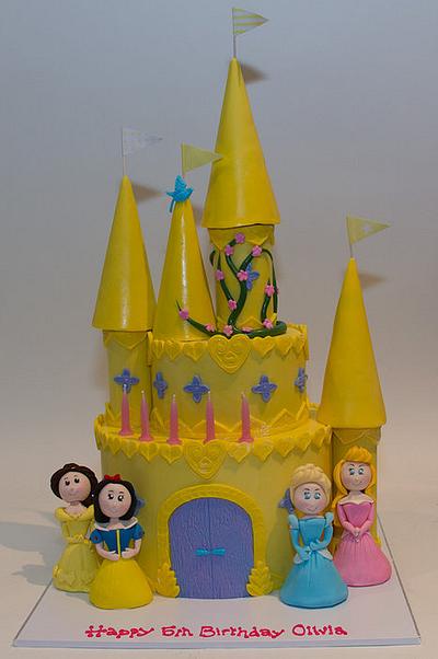 Olivia's Yellow Princess Castle - Cake by ebwc