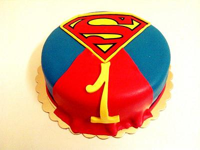 Superman  - Cake by Yummy Cake Shop