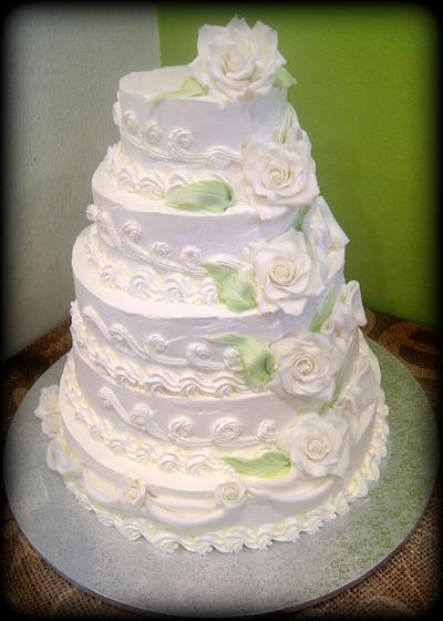 Classic wedding cake with sugar roses and bows - Cake by Georgiana