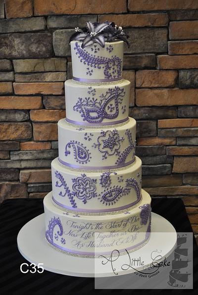 Gorgeous Buttercream Wedding Cake - Cake by Leo Sciancalepore