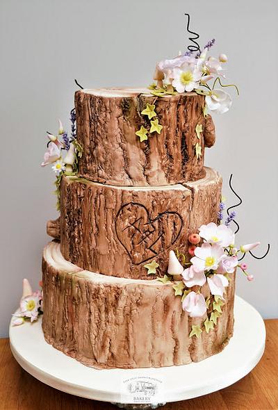 Woodland Wonder - Cake by The Old Manor House Bakery - Lisa Kirk