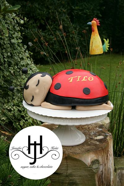Ladybird cake - Cake by Jennifer Holst • Sugar, Cake & Chocolate •