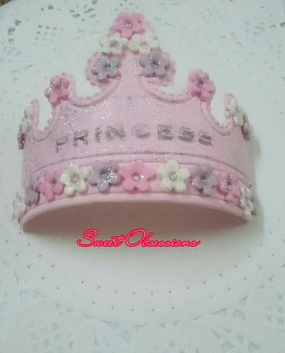 Crown and Blossoms  - Cake by Sweet Obsessions by Tanya Mehta 