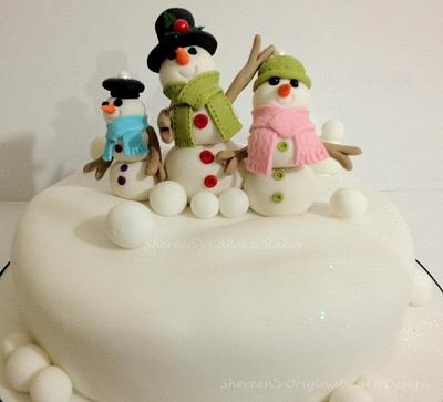 Snow Family - Cake by Shereen