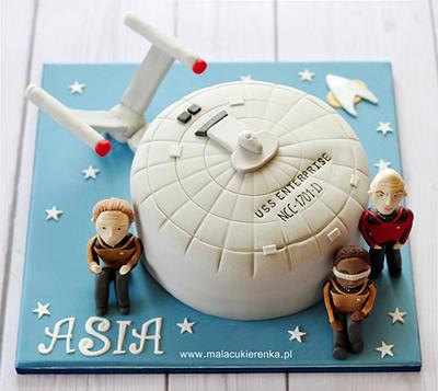 Star Trek: The Next Generation - Cake by Natalia Kudela