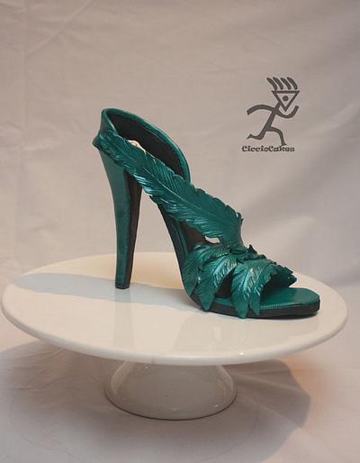 My first life size Stiletto Shoe in Sugarpaste - Cake by Ciccio 