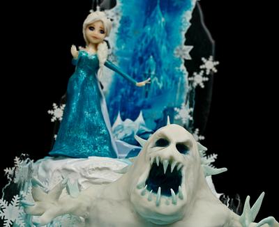 Elsa and her guard - Cake by Olga Danilova
