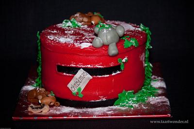 A lovely christmas letterbox - Cake by Bianca