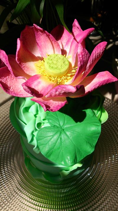 Lotus sacred for Lena - Cake by CRISTINA