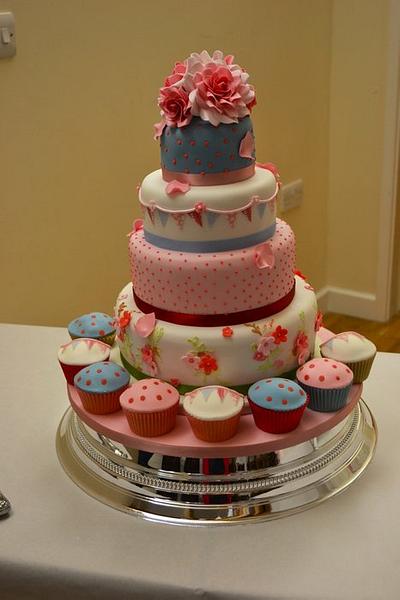 Sarah Wedding Cake and Cupcakes - Cake by Tiers of Indulgence