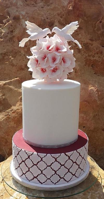 Dove wedding cake, love birds - Cake by Unusual cakes for you 