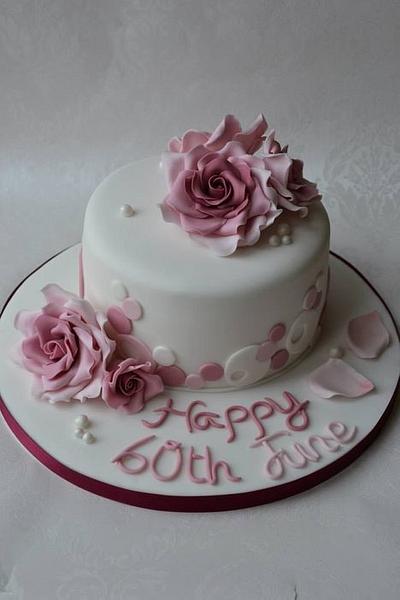 Romantic Rose birthday cake - Cake by AMAE - The Cake Boutique
