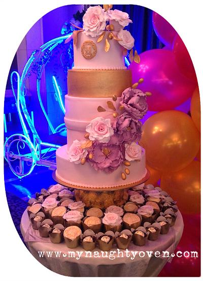Elegant Floral Wedding Cake - Cake by mynaughtyoven