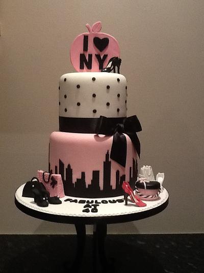 new york shopping cake - Cake by cupcakecarousel