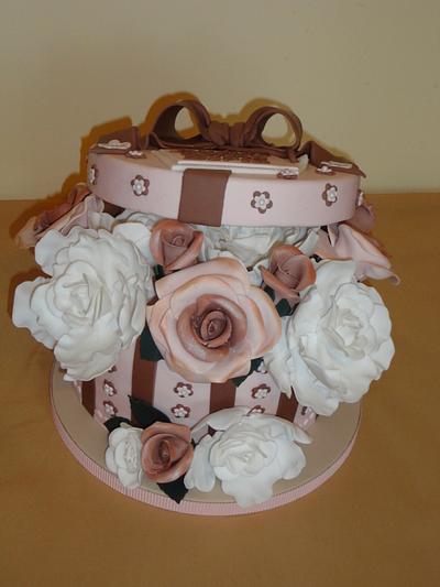 box of flowers - Cake by annarita1274