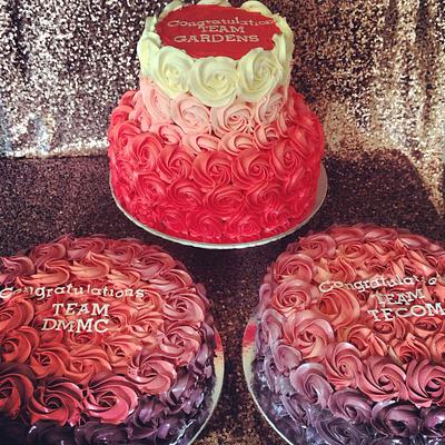 Rosette cakes  - Cake by Sahar Latheef
