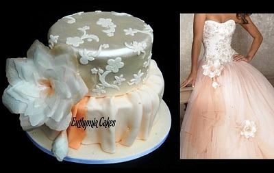 Oval peach wedding cake - Cake by Eva