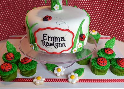 Lady Bug baby shower - Cake by ErinLo