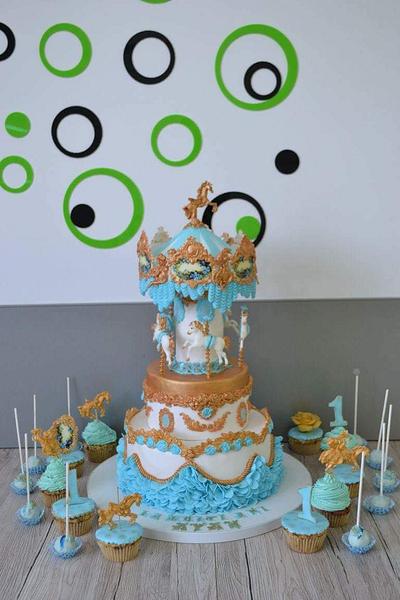 Sky-blue and gold carousel. - Cake by Torturi Mary