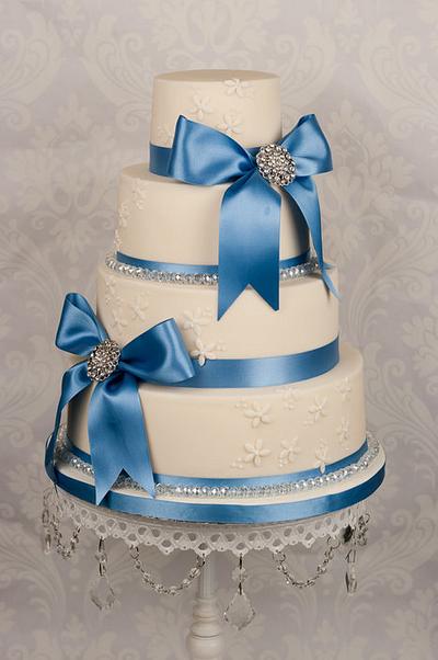 Something new, borrowed and blue wedding cake - Cake by Paula