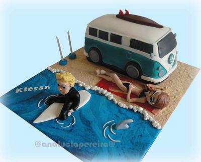 Surf - Cake by Ana Lucia Pereira