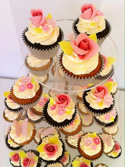 Wedding cupcake tower - Cake by Bella's Bakery