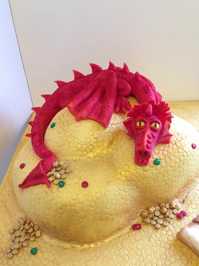 Smaug Dragon Cake - Cake by Suzi Saunders