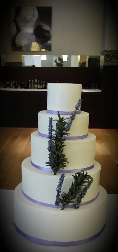 lavanda wedding cake - Cake by Dulce Victoria