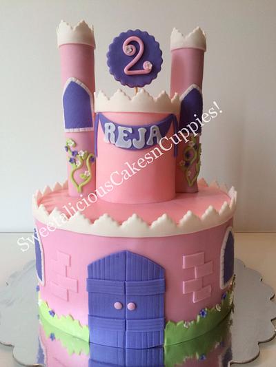 Princess castle cake - Cake by Sweetalicious Cakes 'n' Cuppies!